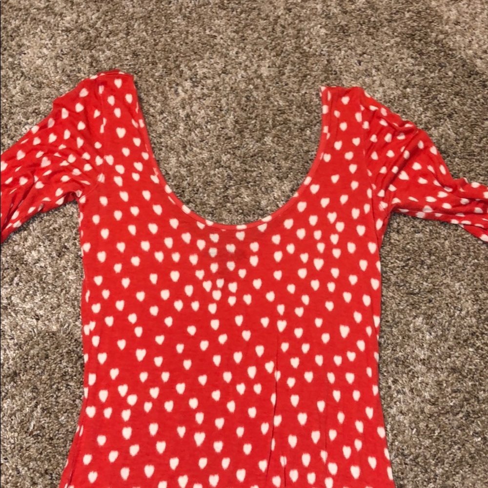 LIKE NEW NOLLIE SCOOP NECK SHIRT